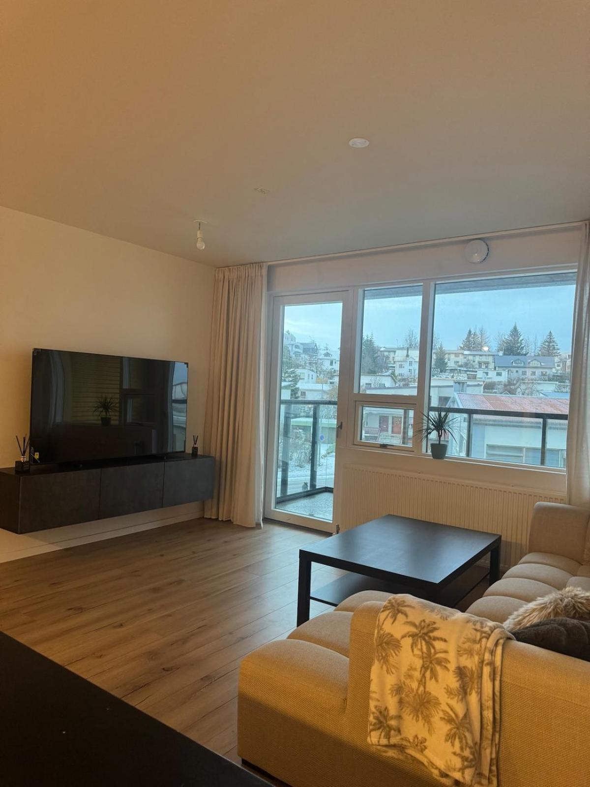 Minimalistic, Flat, Kopavogur Daire Reykjavík Dış mekan fotoğraf